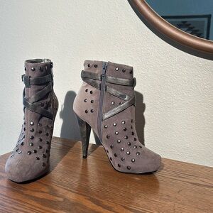 Rascal Heeled Boots Size 7